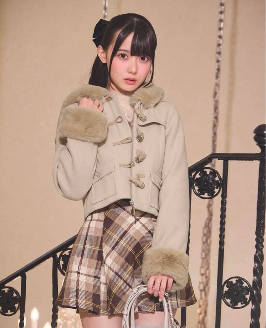 新品未使用　ミシェルマカロン　ショートダッフル　フリーサイズ