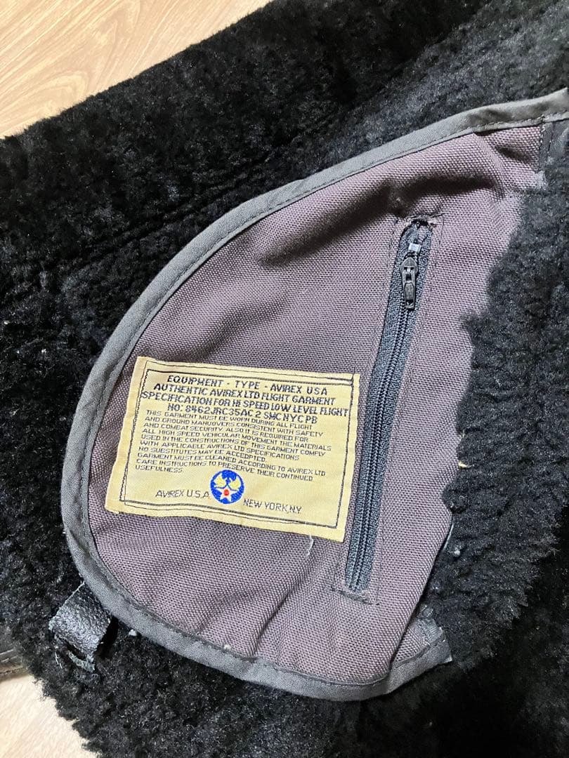 美品　AVIREX　B3 ムートンレザージャケット サイズ38 黒