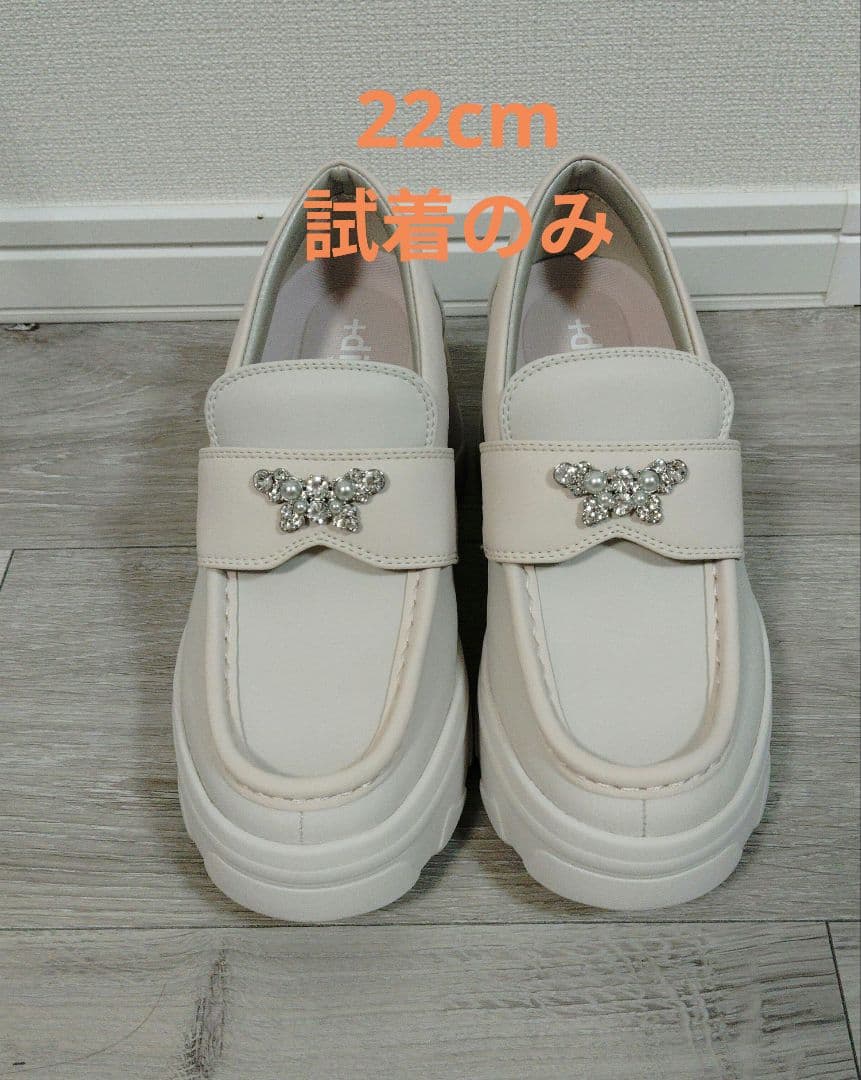 +diana　ヒールアップローファー