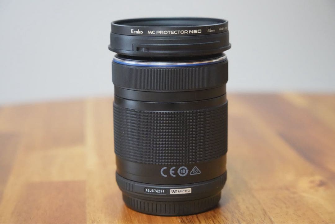 OLYMPUS OM-D E-M10 Mark III 本体+レンズ+SDカード