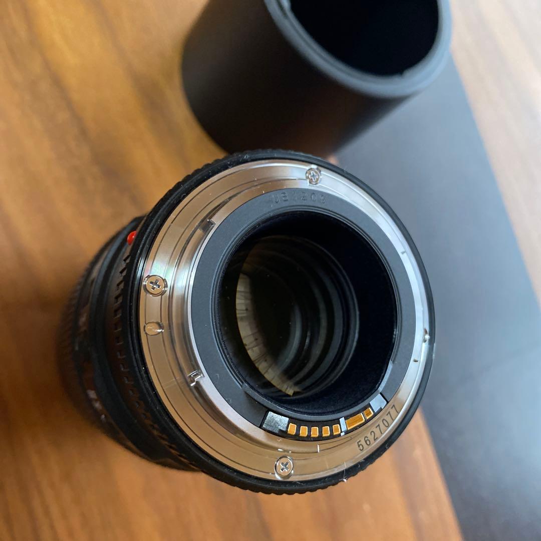 Canon EF 100mm f/2.8L IS USM マクロレンズ