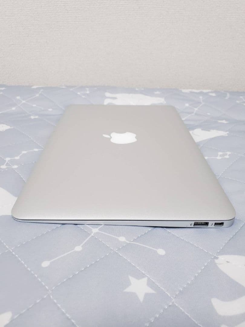 バッテリーとキーボード新品！MacBook Air