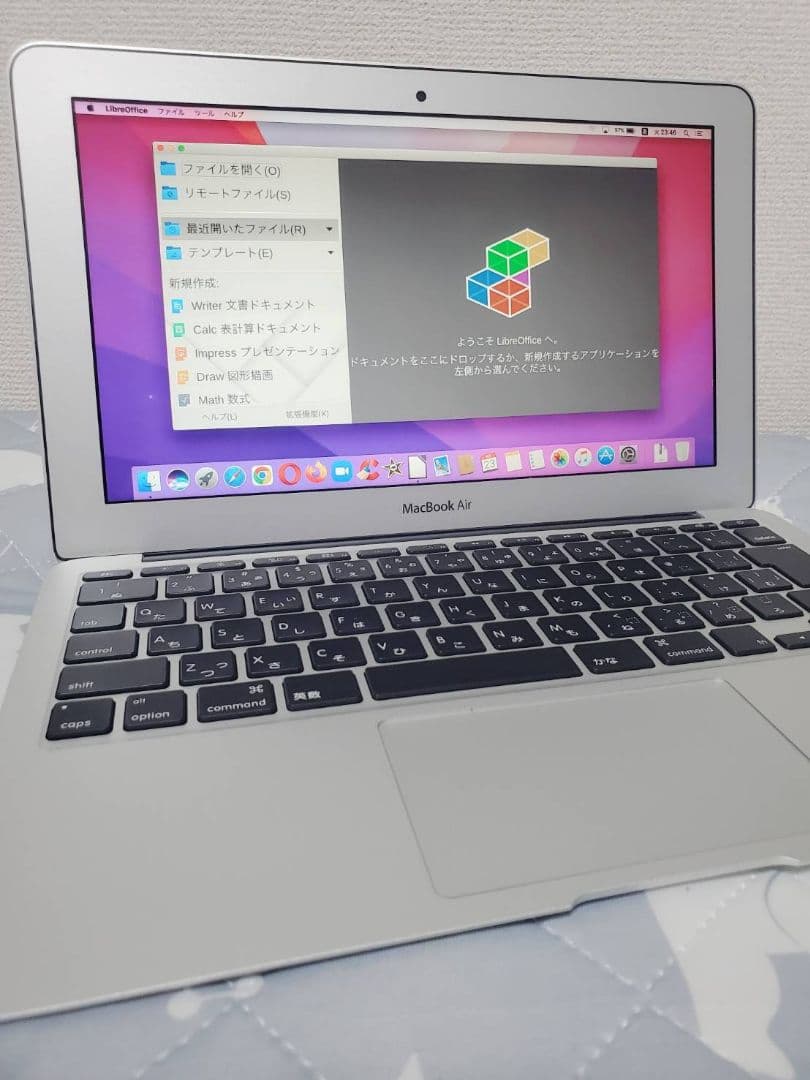 バッテリーとキーボード新品！MacBook Air