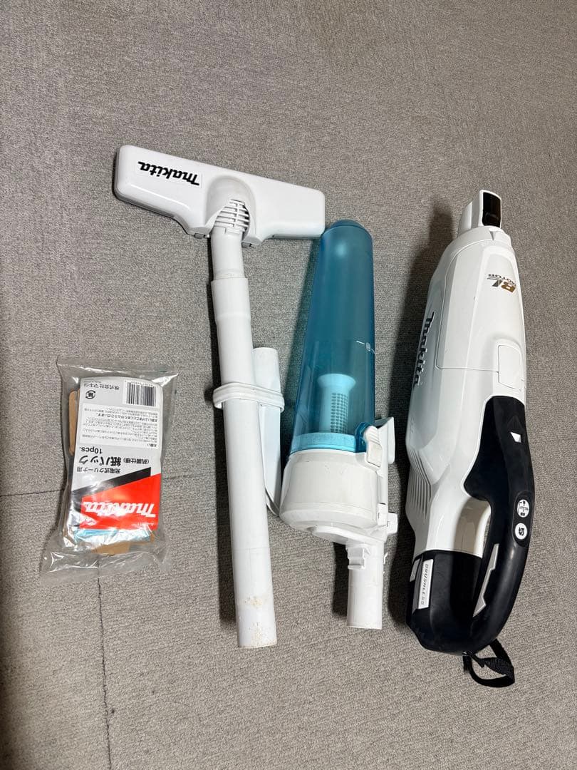 Makita CL282FDコードレス掃除機 本体