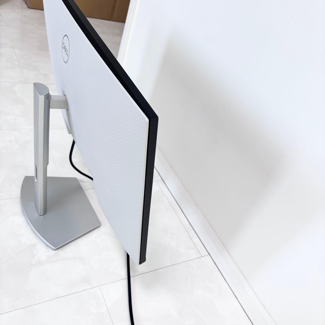 モニター　美品　DELL 2024年製　送料無料