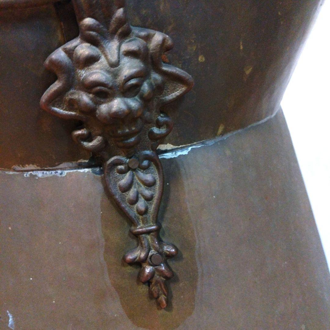 ビンテージ、アンティーク　真鍮製コールバケツ猫脚