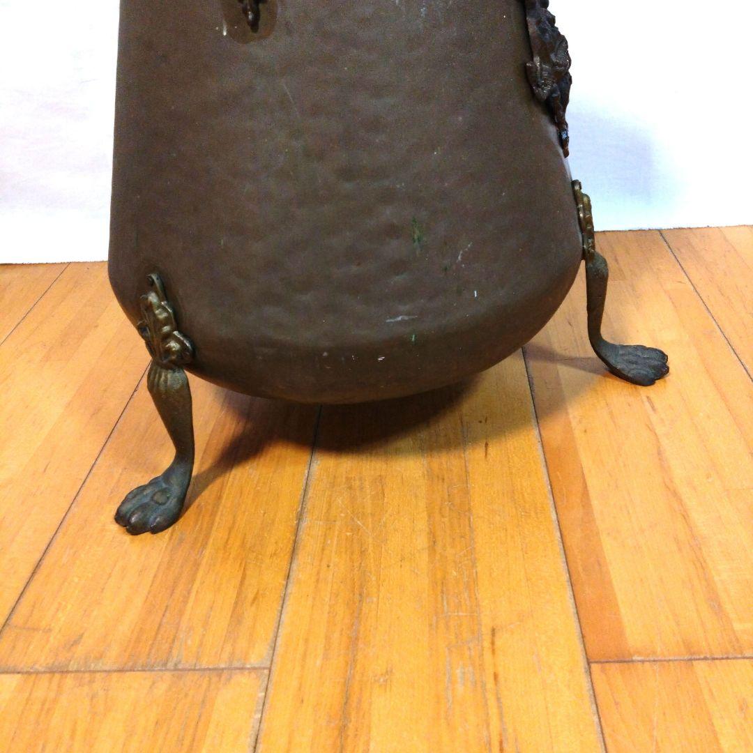 ビンテージ、アンティーク　真鍮製コールバケツ猫脚