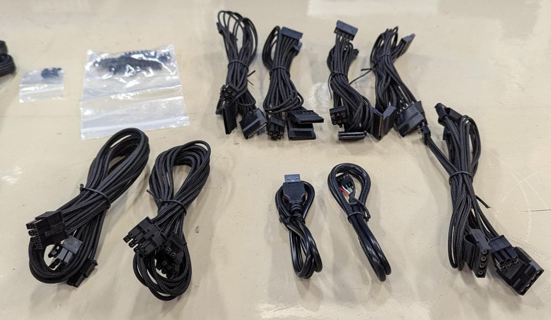 MSI MEG Ai1300P 1300W PLATINUM PC電源ユニット