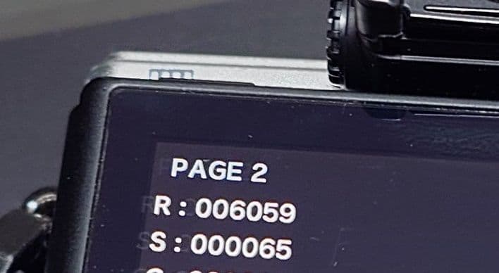 OLYMPUS OM-D E-M10 Mark II　ダブルズームレンズキット