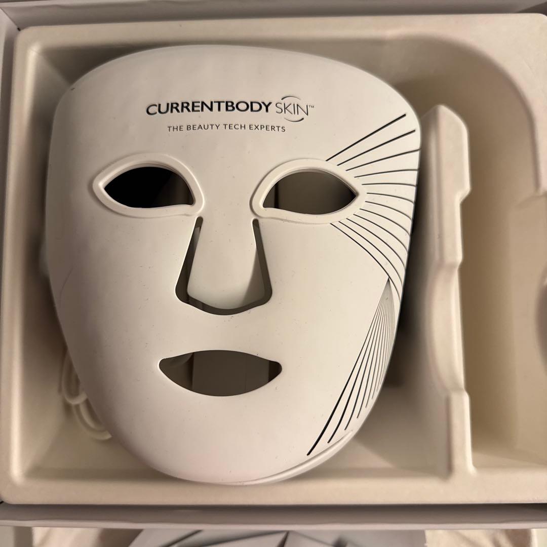 美品！CURRENTBODY ライトセラピーマスクシリーズ ☆スマスク5枚付き