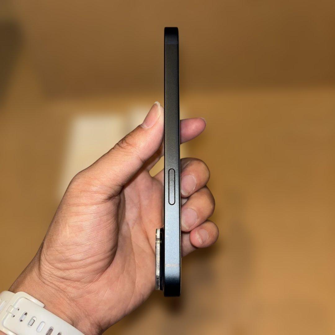 iPhone 14 ブラック 本体　SIMフリー