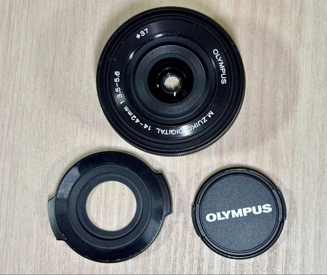 OLYMPUS OM-D E-M5 ミラーレス一眼 14-42mm WifiSD