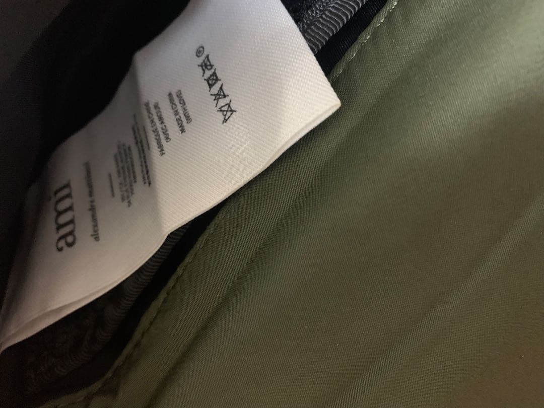 専用　アミパリスAmi de Coeur コンパクトショルダーバッグ　カーキ