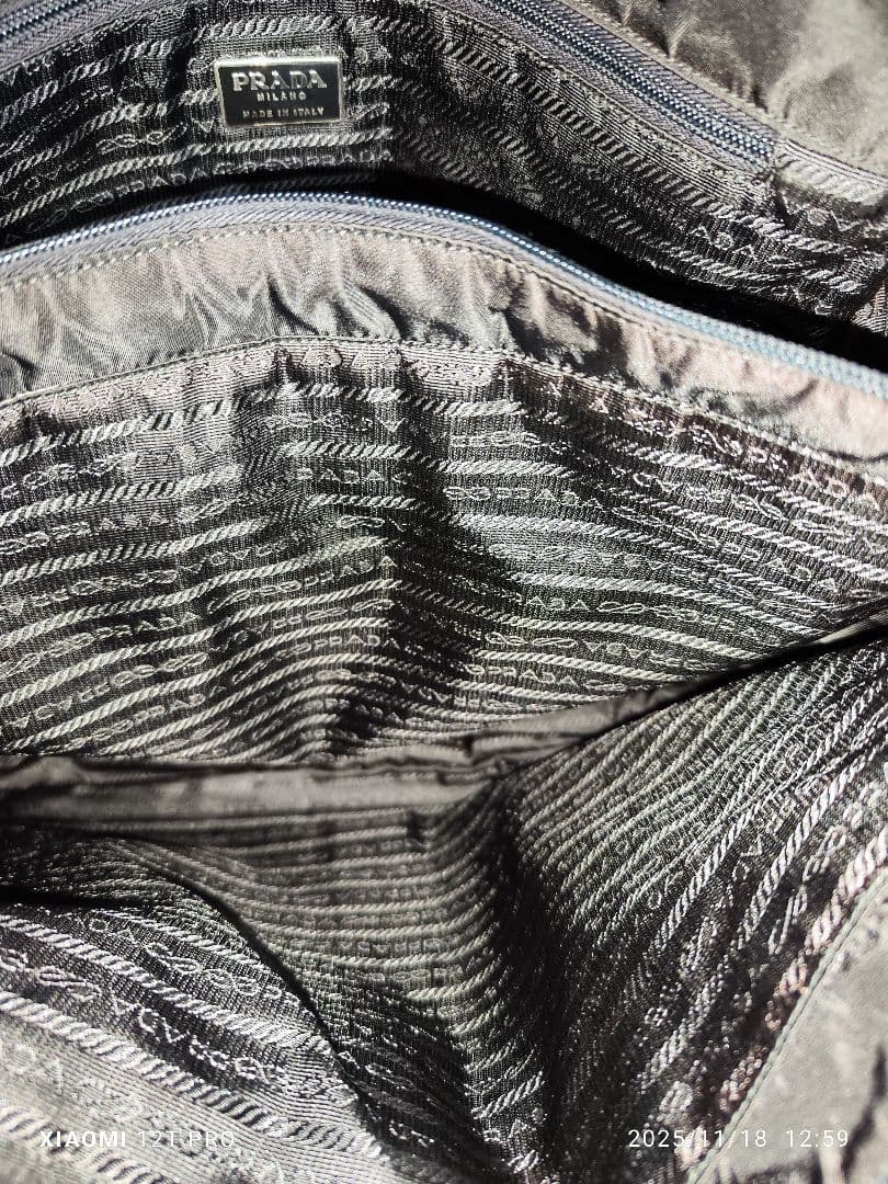 PRADA ブラダ メッセンジャーバッグ/ショルダーバック ブラック 美品