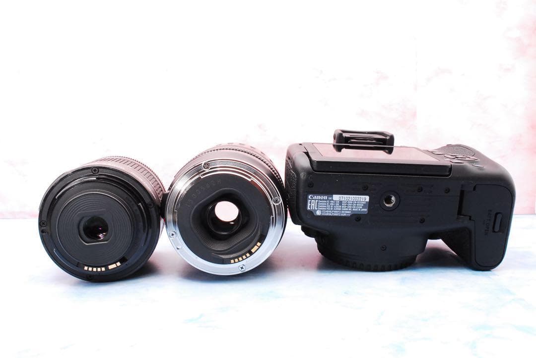 Canon Kiss X9i☆一眼レフカメラ☆豪華Wレンズ☆スマホ転送OK☆