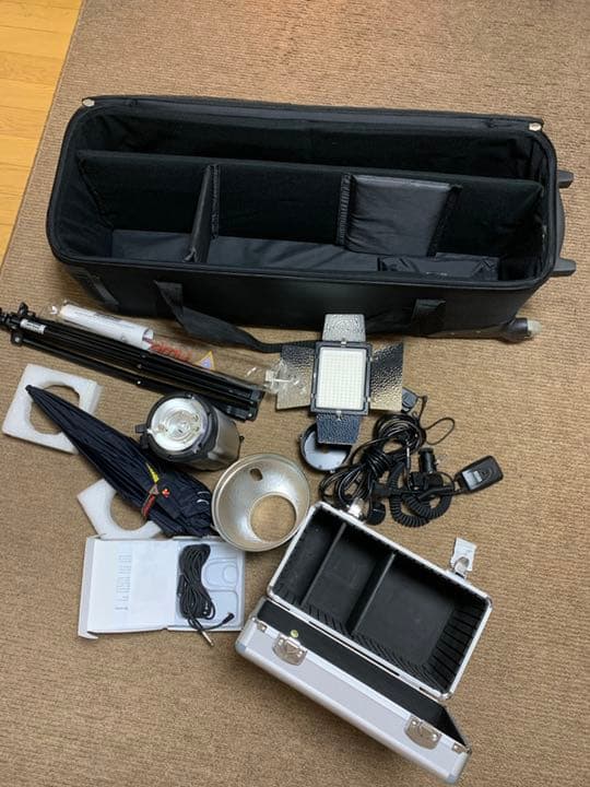 【Dk】【使用回数１回のみ・美品】撮影機材専用店ライトグラフィカ撮影セット