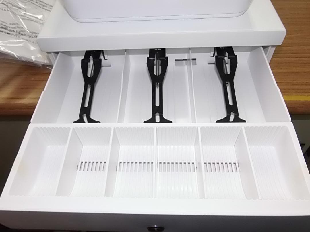 ほぼ新品1/4スキャナ付店名設定無料スキャナ付JET-670インボイスレジスター