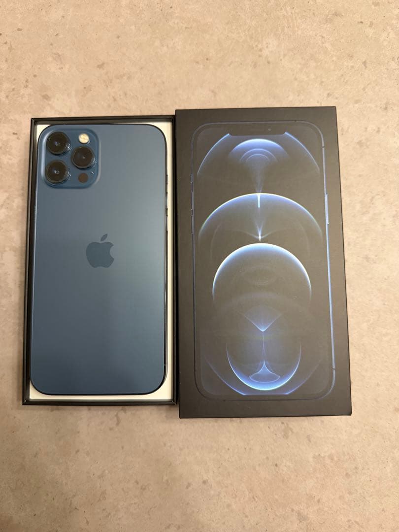 iPhone 12 Pro Max 512GB SIMフリー