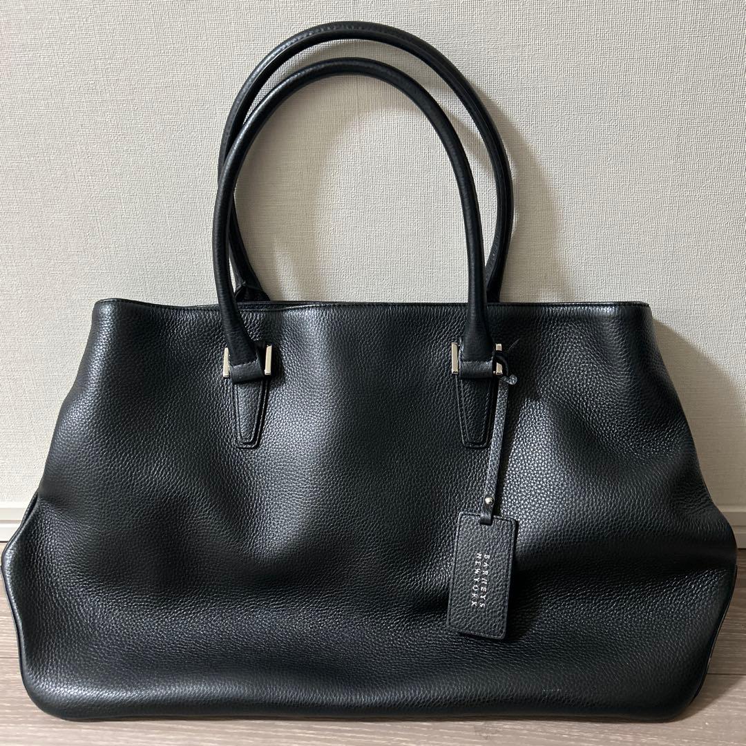 【美品】BARNEYS NEW YORK ブラックレザービジネスバッグ男女兼用