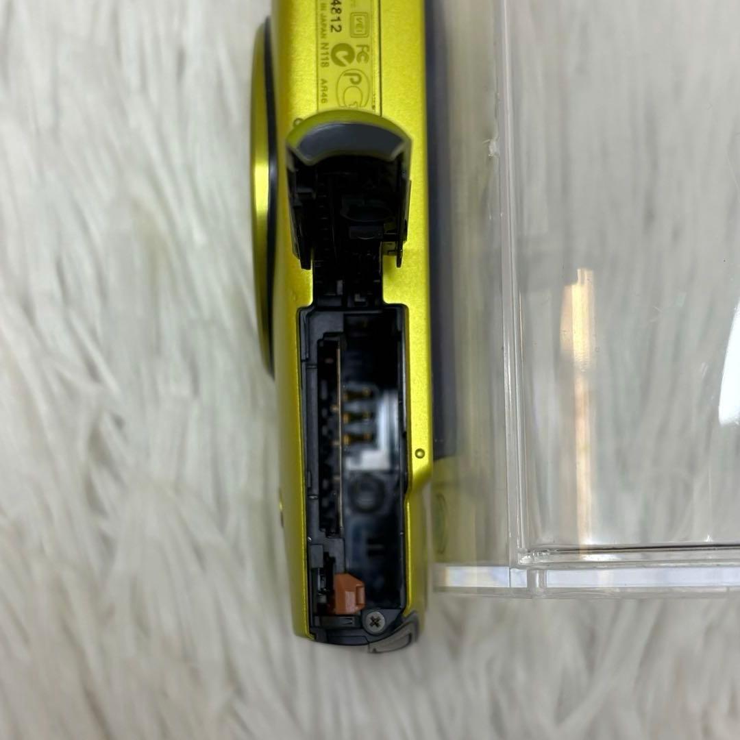 Canon カメラ　IXY 600F PC1676 充電器 コンデジ　動作品