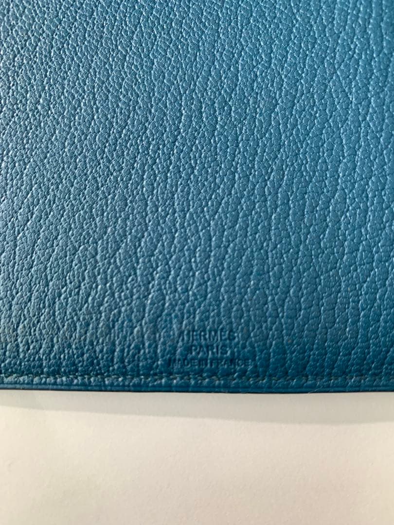 HERMES マルチケース　HERMES passport case