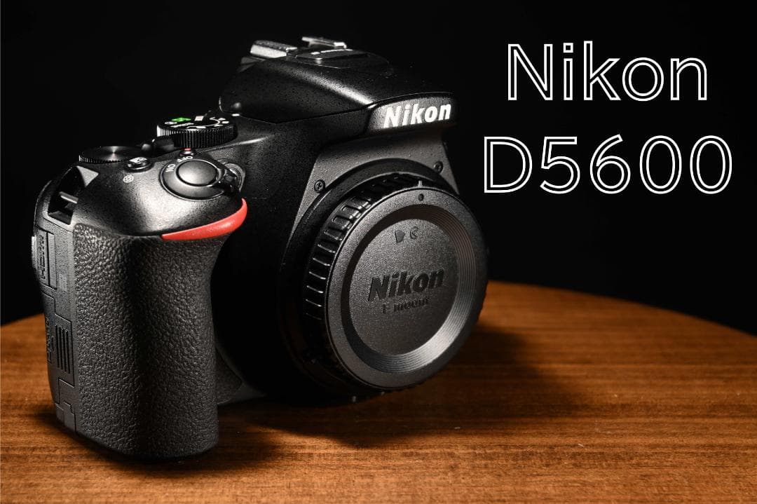 ニコン Nikon D5600＋レンズ3本＋純正バッテリー×2 セット (中古)