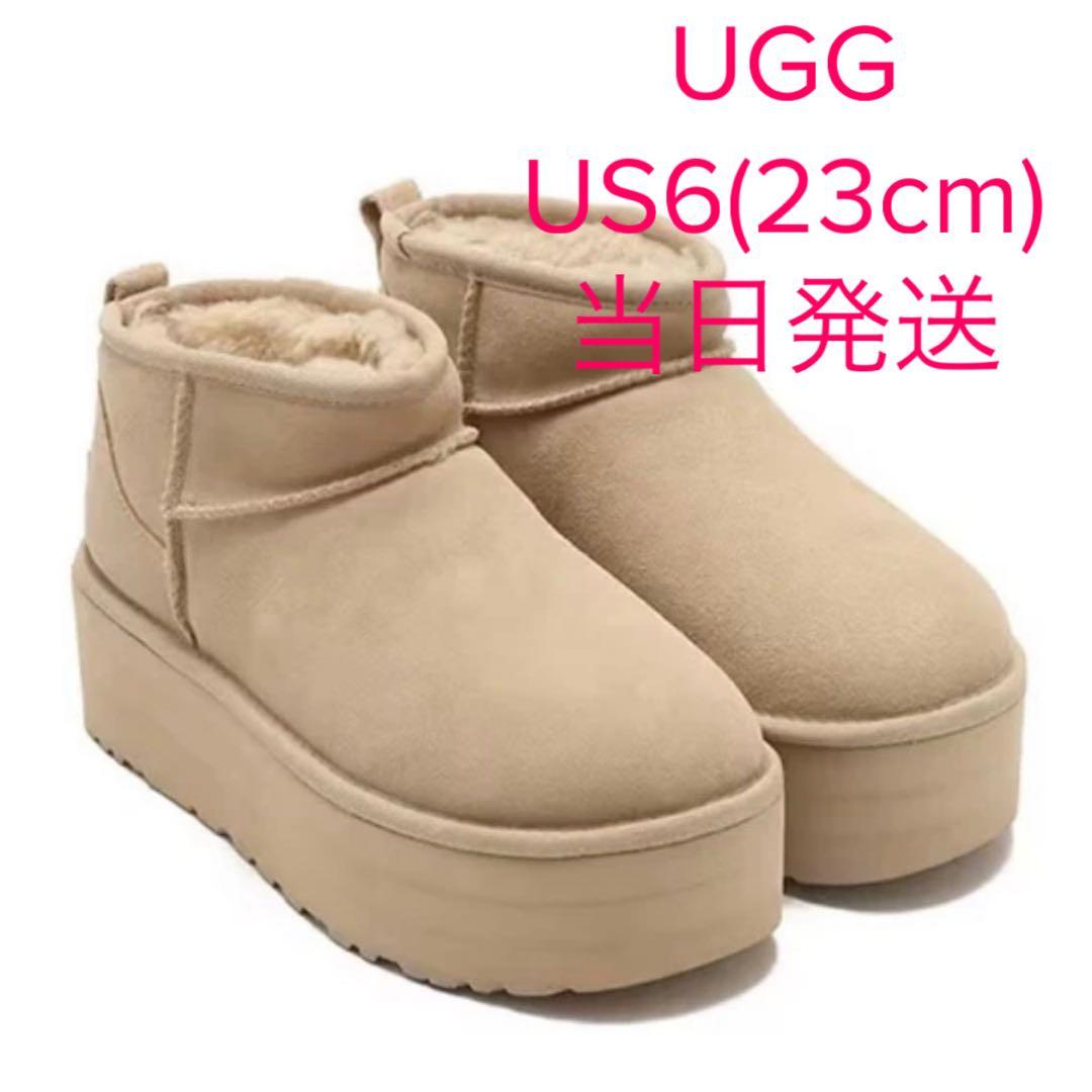 UGG 人気 大特価 クラシックウルトラミニプラットフォーム 厚底ブーツ 超破格