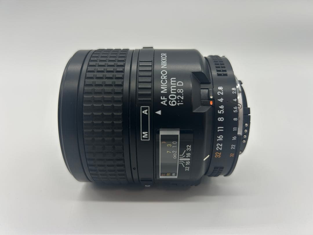 Nikon AF Micro-Nikkor 60mm f2.8D（マクロレンズ）