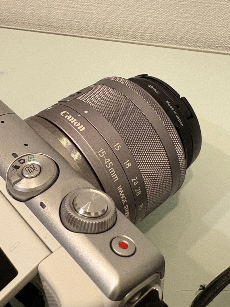 Canon EOS M100 ミラーレス一眼 15-45mmレンズ