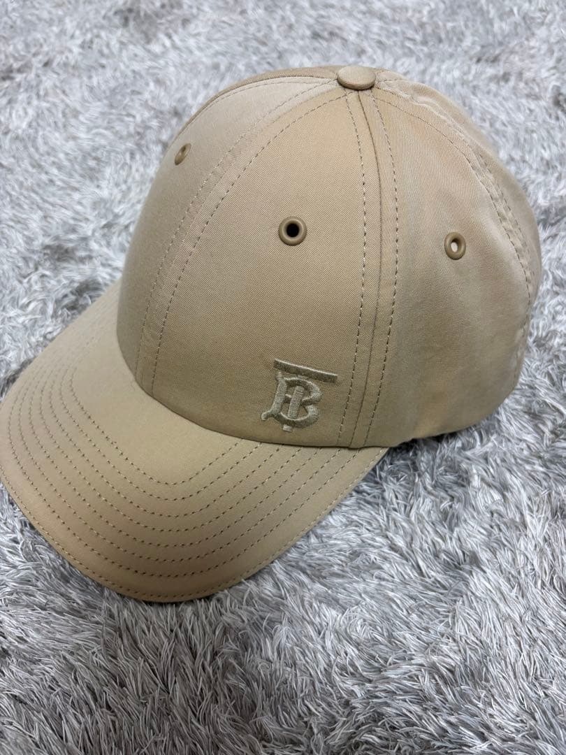【未使用】BURBERRYチェック柄キャップ M