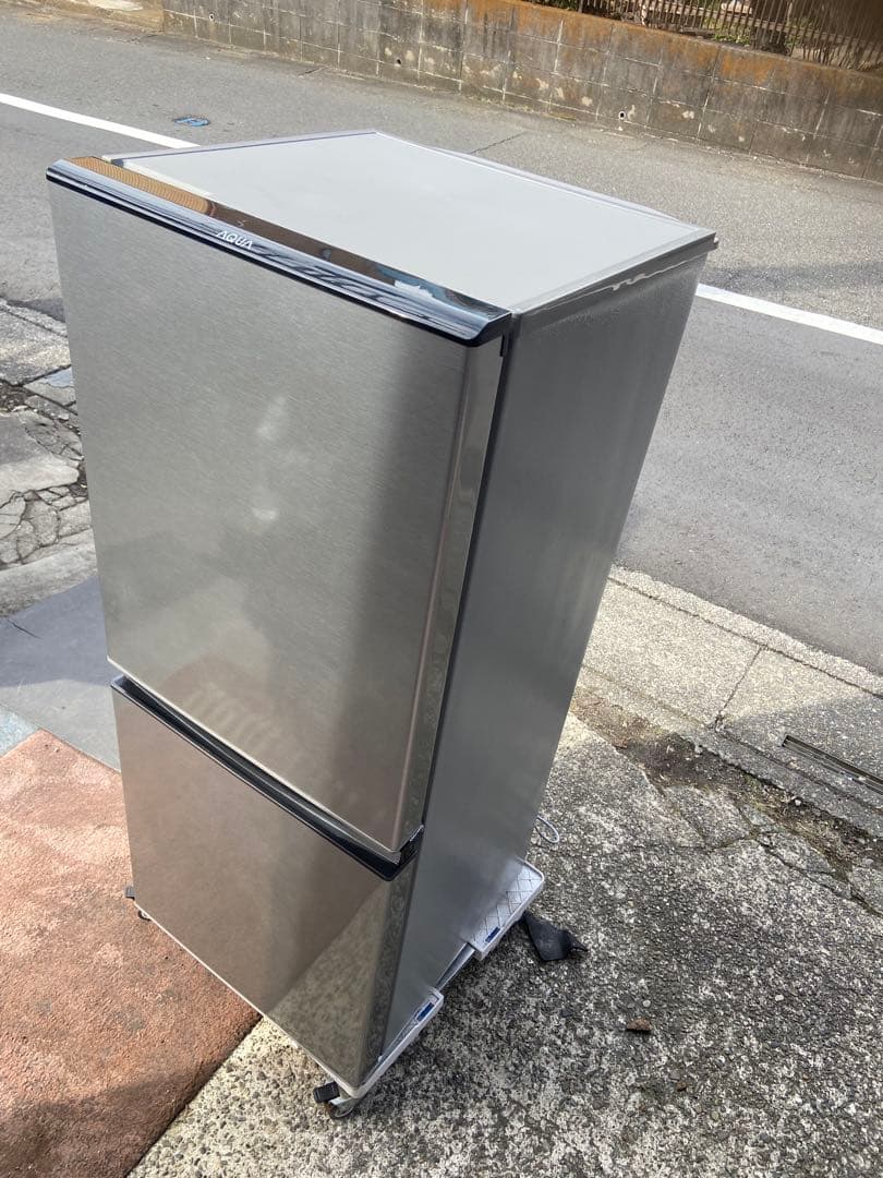 A537 美品 AQUA 2022年製 126L 冷蔵庫 シルバー