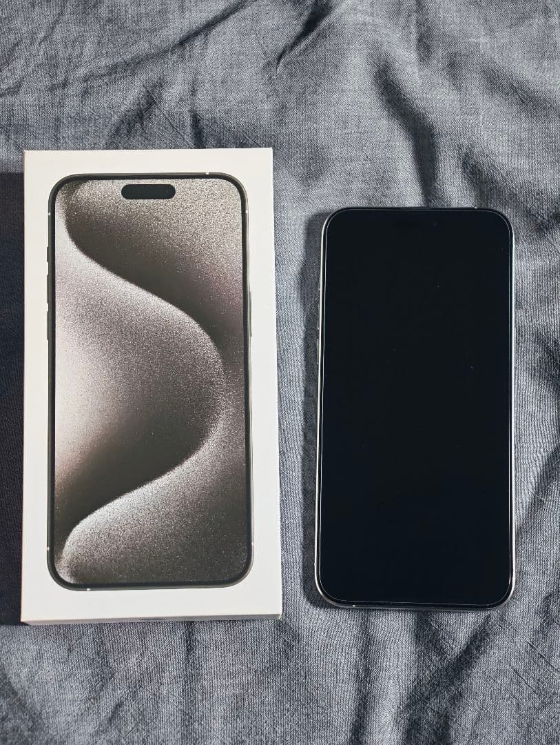 平*風様 iPhone 15 pro max ホワイト 256GB バッテリー