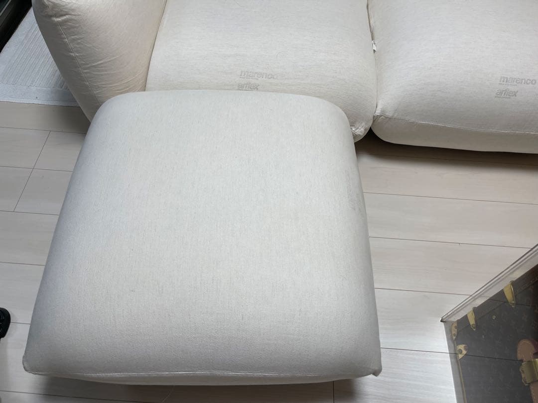 定価984,500円　marenco マレンコ　arflex アルフレックス