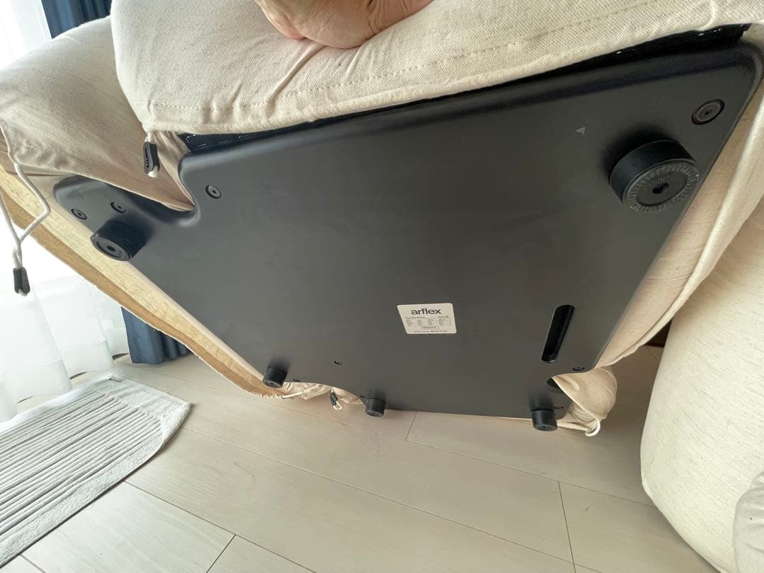 定価984,500円　marenco マレンコ　arflex アルフレックス