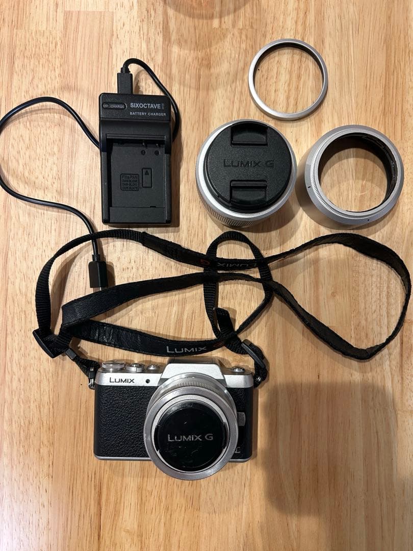 Panasonic LUMIX G ミラーレスカメラ 12-32mm