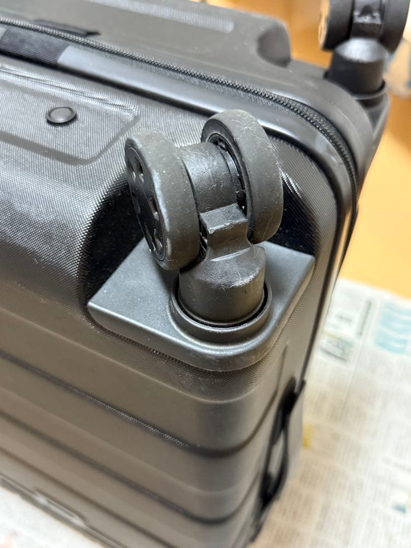 無印良品　バーを自由に調節できる　ハードキャリーケース（３６Ｌ）黒