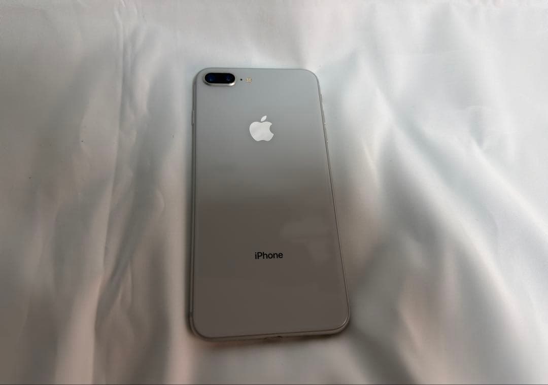 iPhone8 Plus 256GB シルバー
