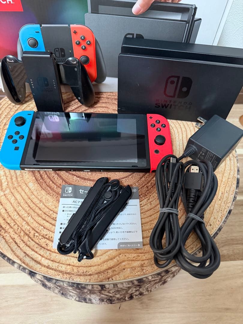 Nintendo Switch ニンテンドースイッチ本体　ネオン②