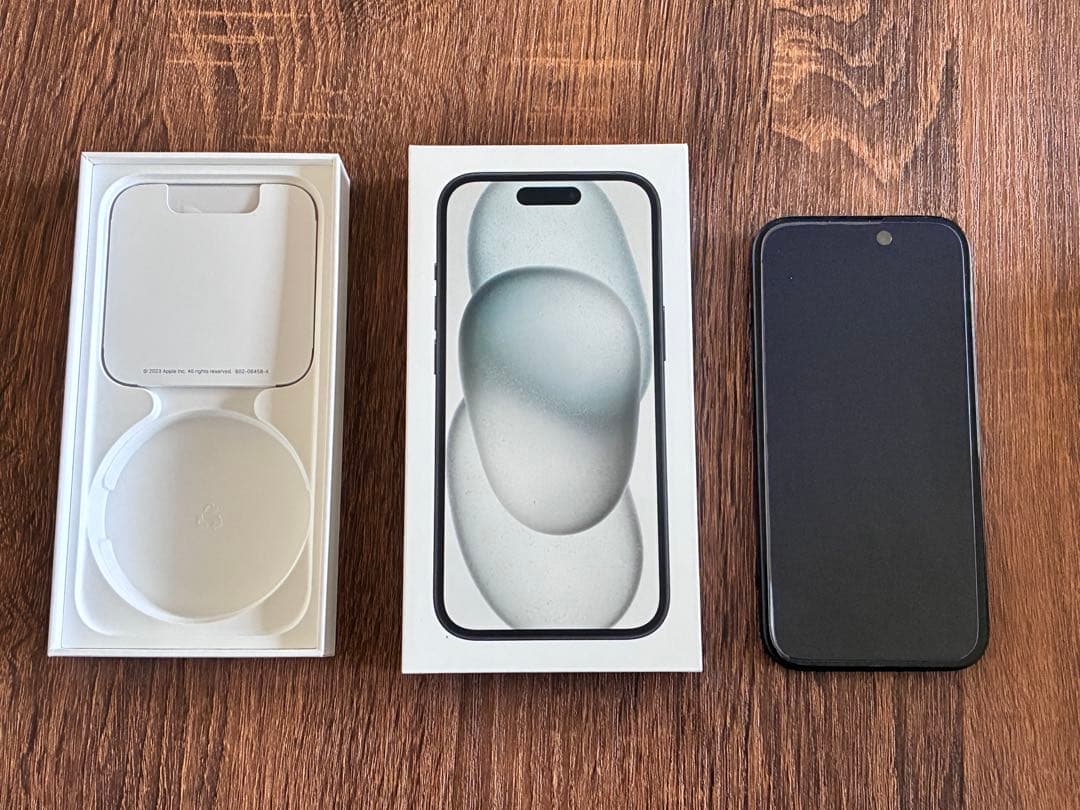 iPhone15 256GB ミッドナイト