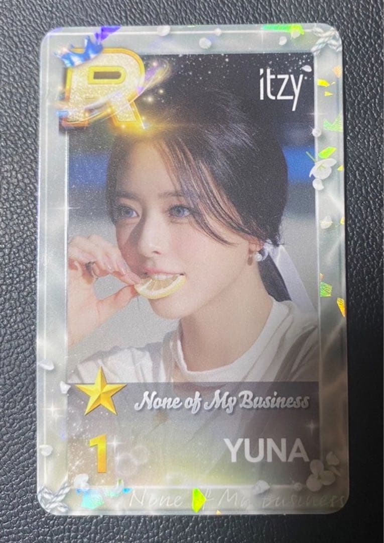 superstar 東京 ユナ ITZY トレカ ラキドロ JYPNATION