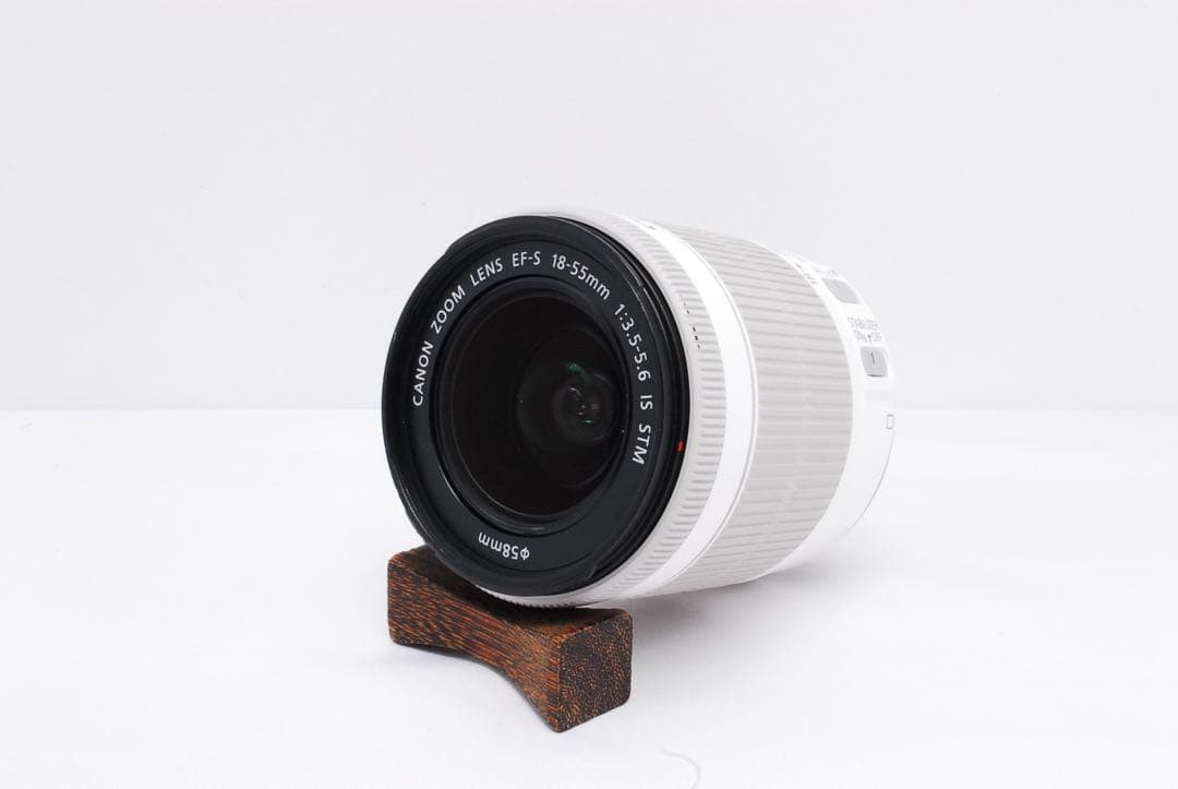 新品級❤️Canon kiss X7❤️人気のホワイト✨一眼レフカメラ