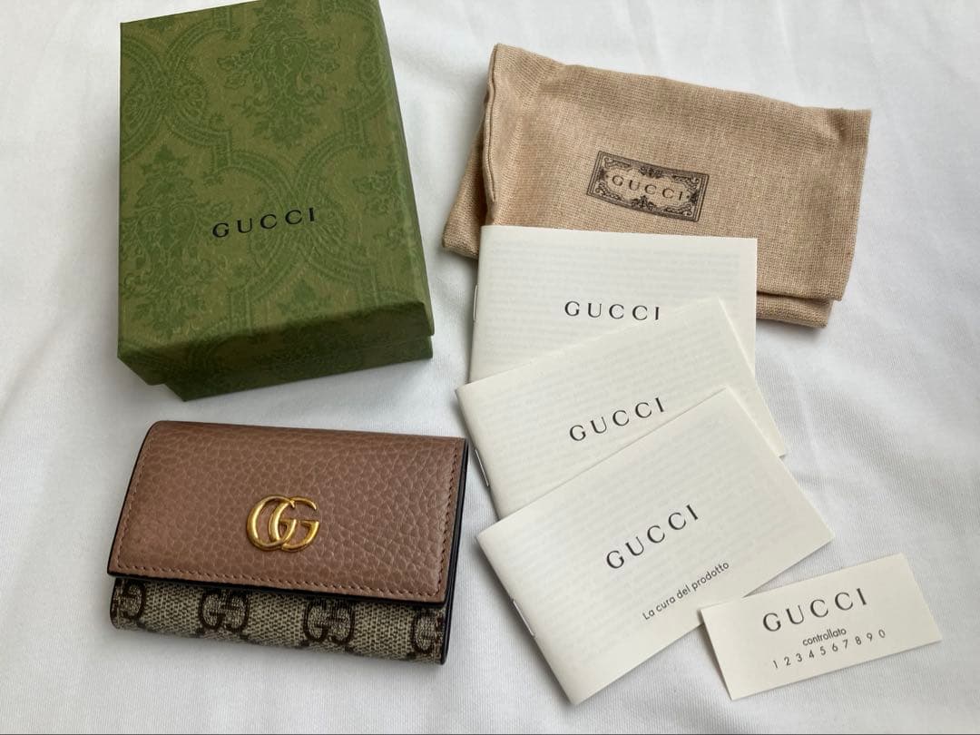 ✨匿名発送✨GUCCI グッチ ピンク/ベージュキーケース