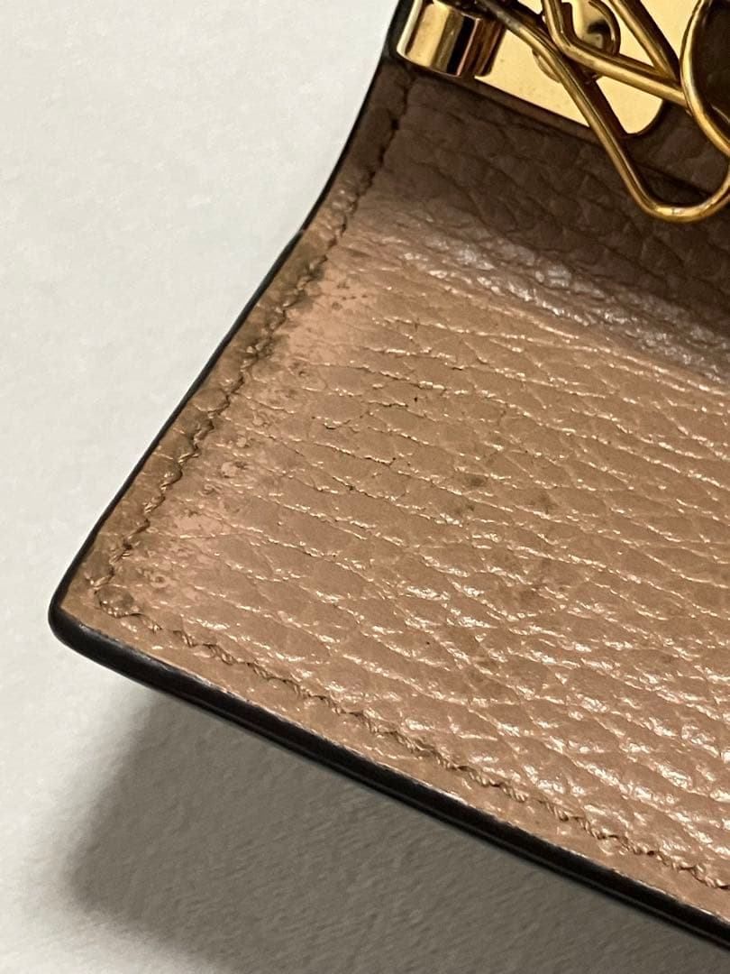 ✨匿名発送✨GUCCI グッチ ピンク/ベージュキーケース