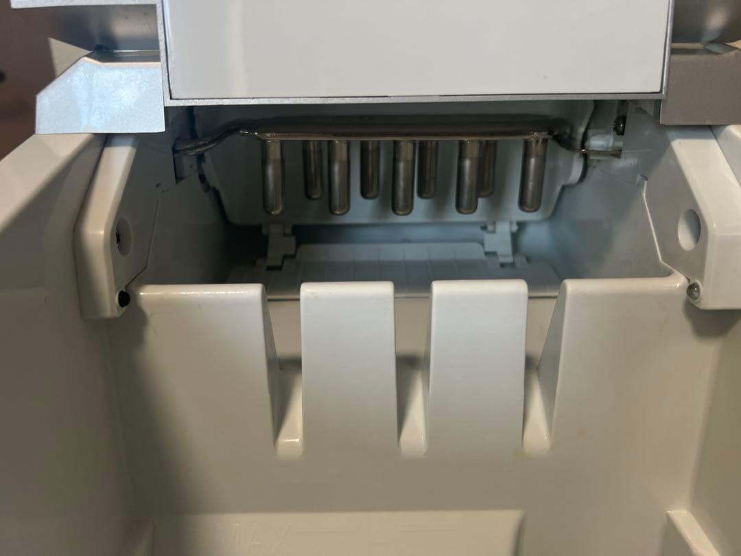 【美品】EAST 高速自動製氷機 KORORI EA-ICE12 ほぼ未使用