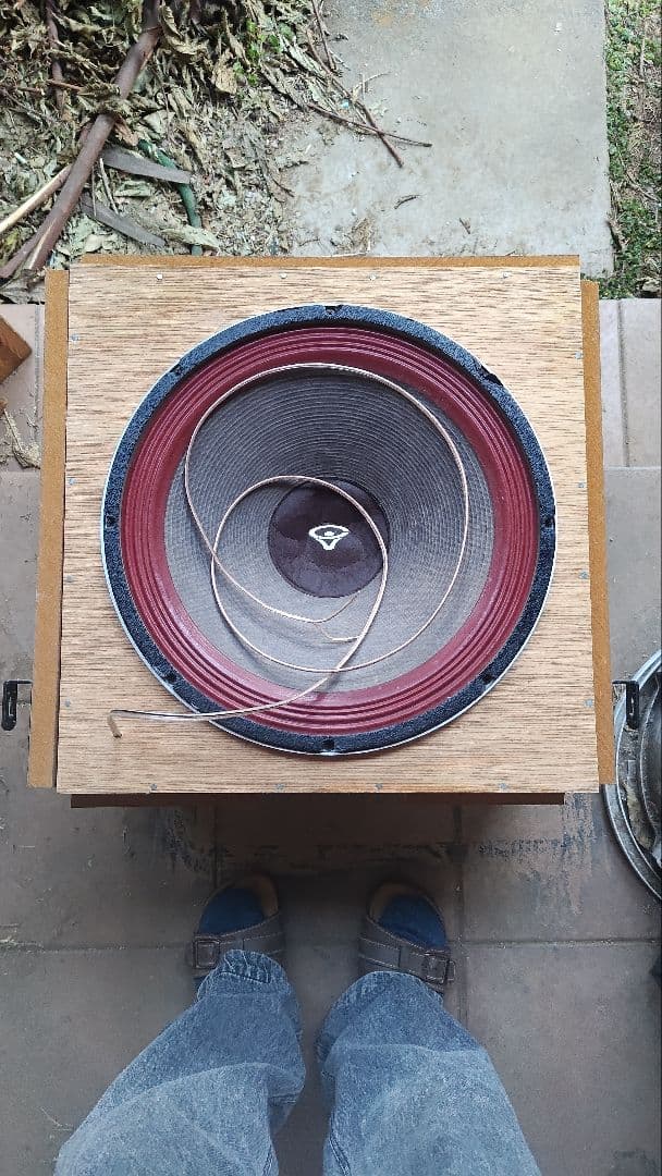 38cmウーファー搭載サブウーファー MDF＋合板製 / インピーダンス特性あり