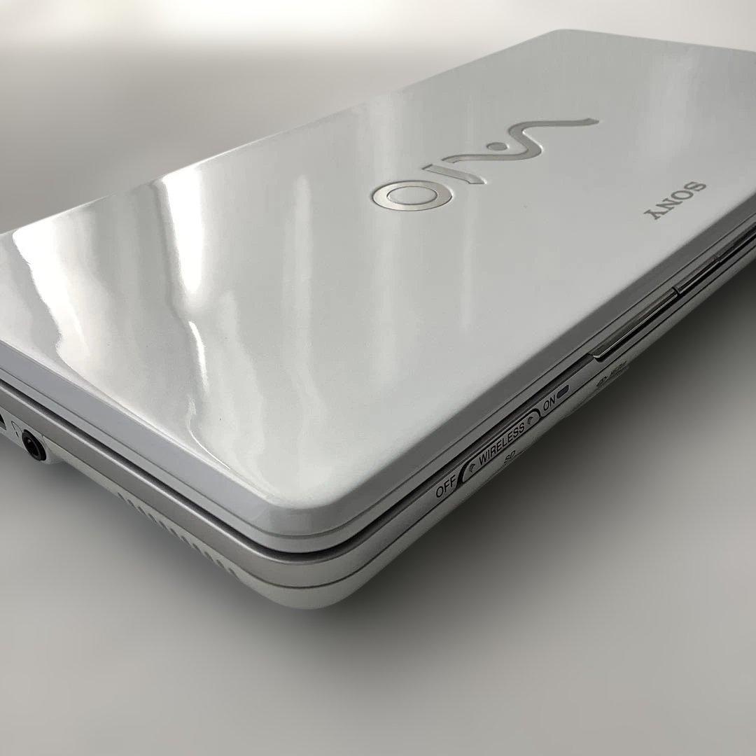 日*亭様 SONY VAIO　type P　VGN-P80H/W　ホワイト　ソニ
