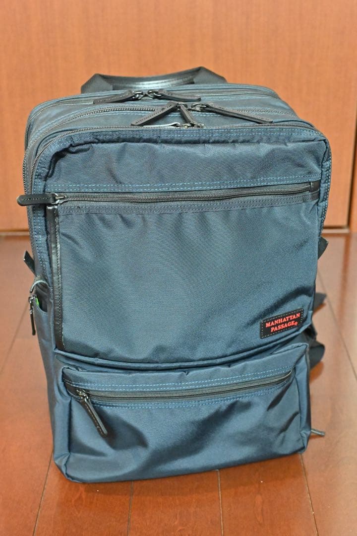 美品　マンハッタンパッセージ #9050