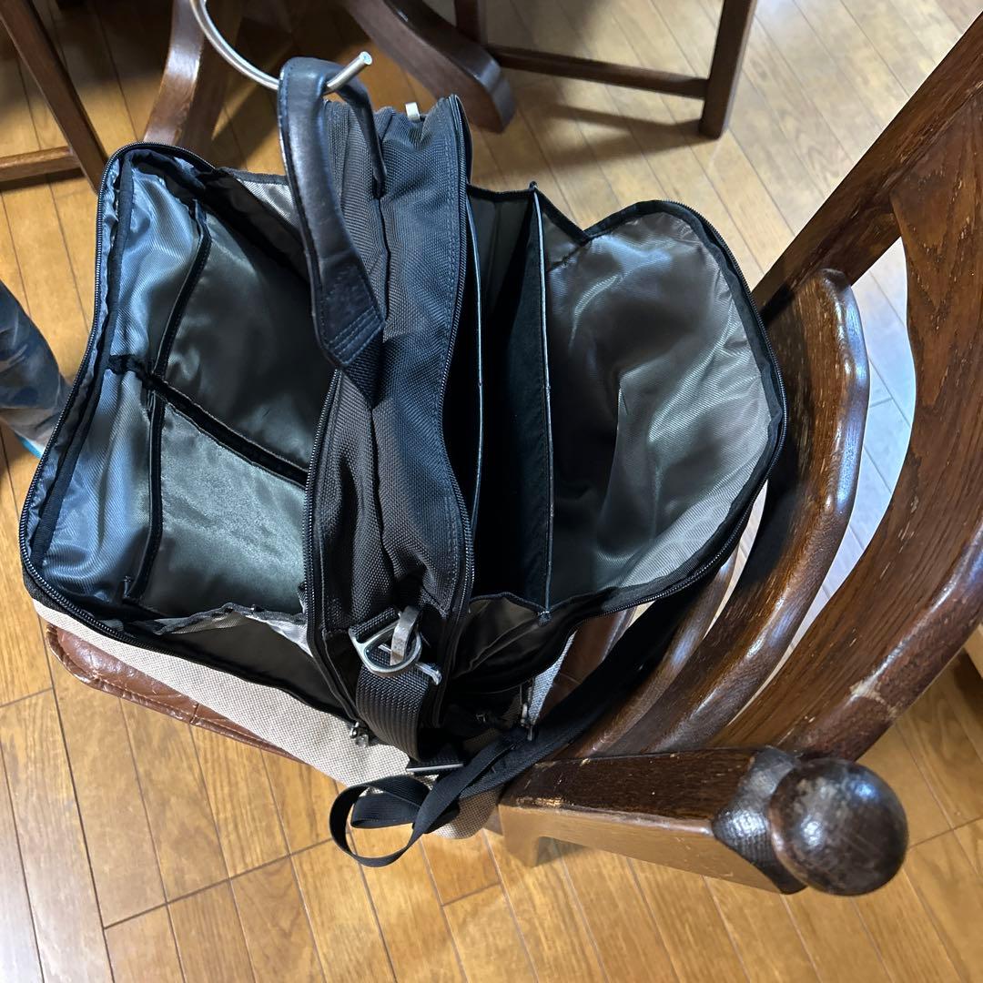 VICTORINOX 3wayバッグ スイスの名品　整理収納抜群‼️