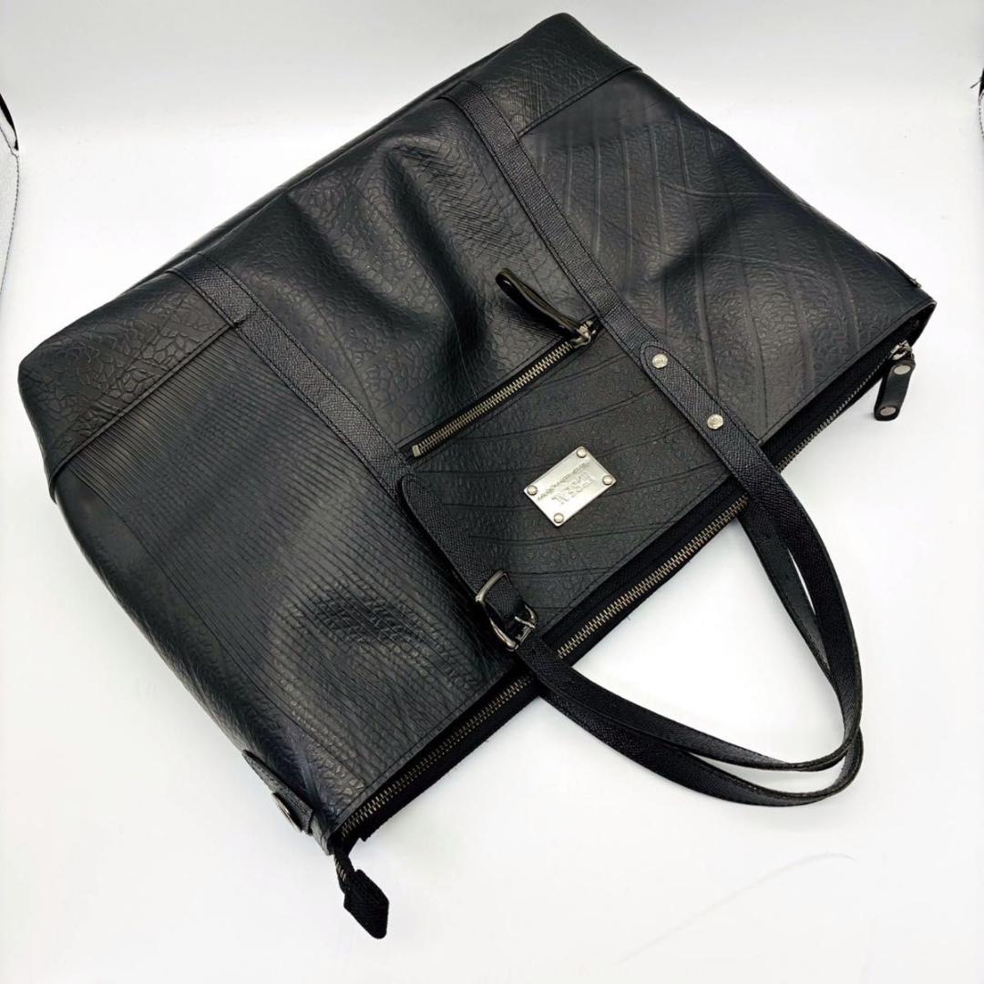 シール ビジネスバッグ トートバッグ タイヤバッグ 防水 PC A4 ブラック