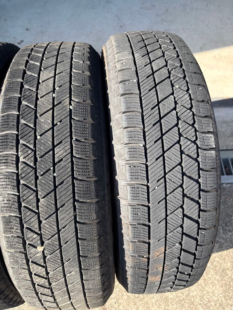 ダイハツ ウェイク スタッドレス4本 24年 ブリザック